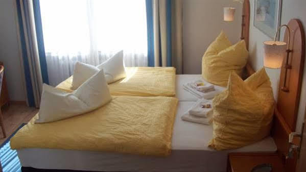 Hotel Merlin Garni Кельн Екстер'єр фото