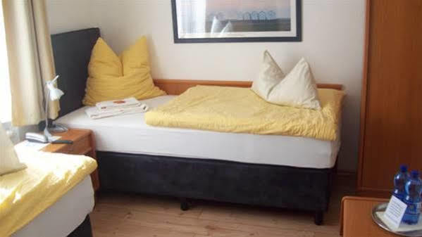 Hotel Merlin Garni Кельн Екстер'єр фото